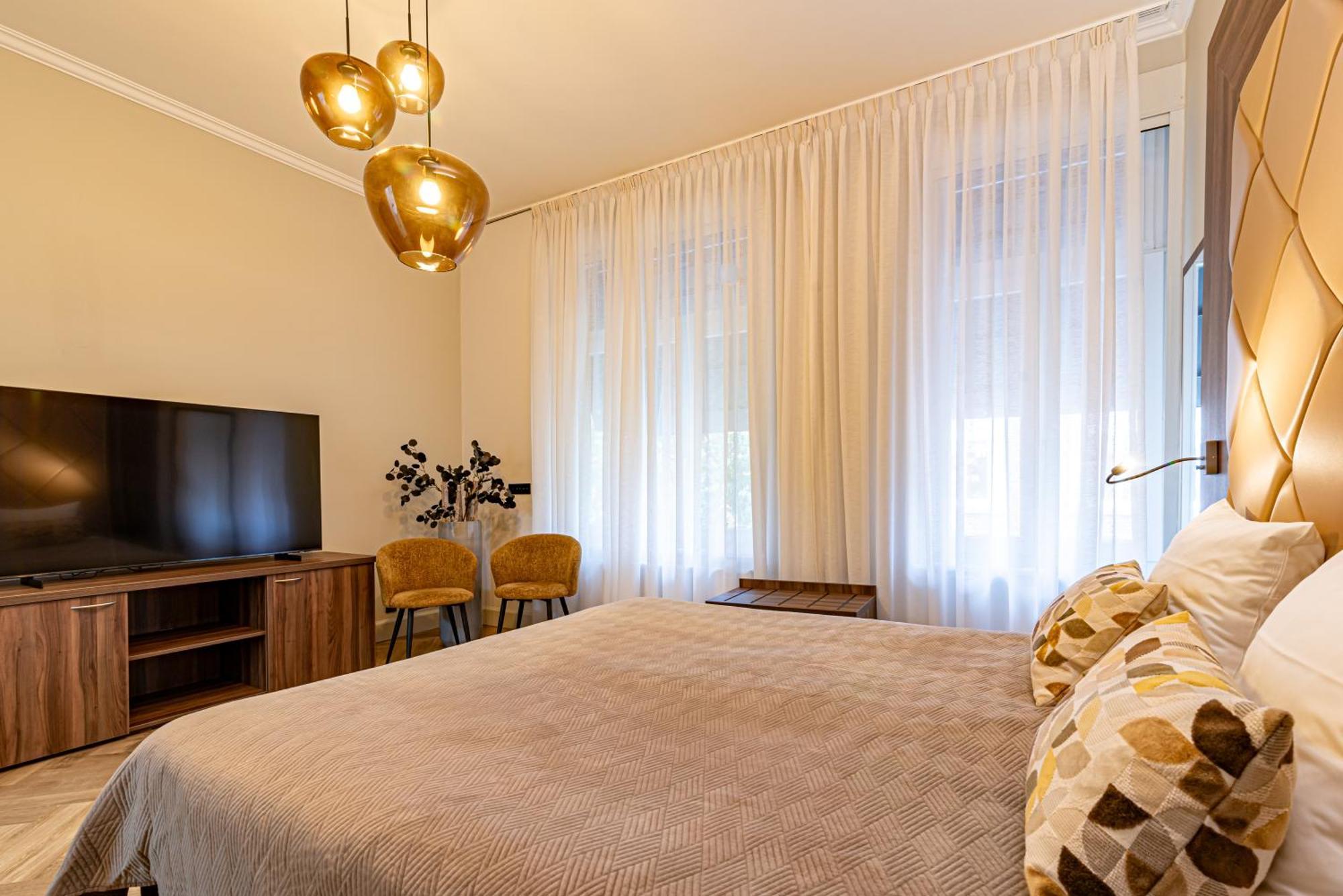 Boutique Scheepers 4*